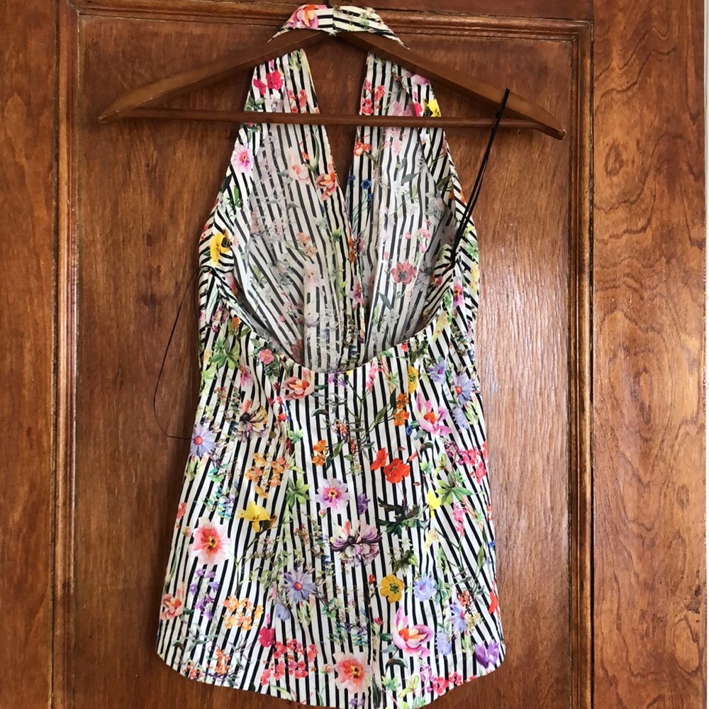 Halter top - Picture 3 of 3